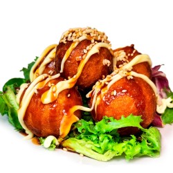 Bolitas de harina con pulpo