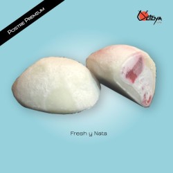 Mochi premium de relleno de fresa y nata
